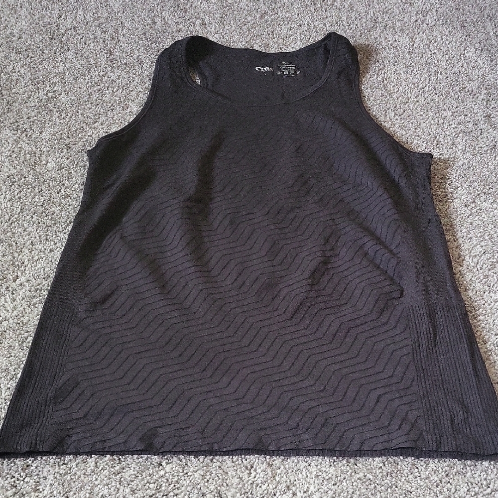 ZYIA Black Sleeveless Tank Top